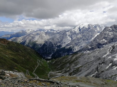 Stelvio 3